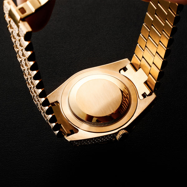 Chronograph 43 - Gold  Black w/ gold mesh - Saol Watches